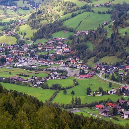 Hotel Garni Sonnblick Bad Kleinkirchheim Exterior photo